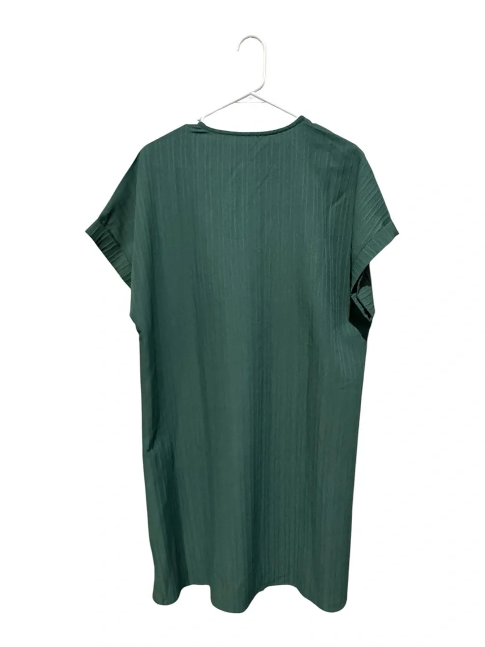 Lighter Green‎ Midi Dress